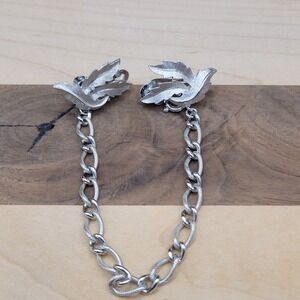 Vintage Trifari Signed Silver Tone Leaf Sweater Clips W/ Original Tag‎